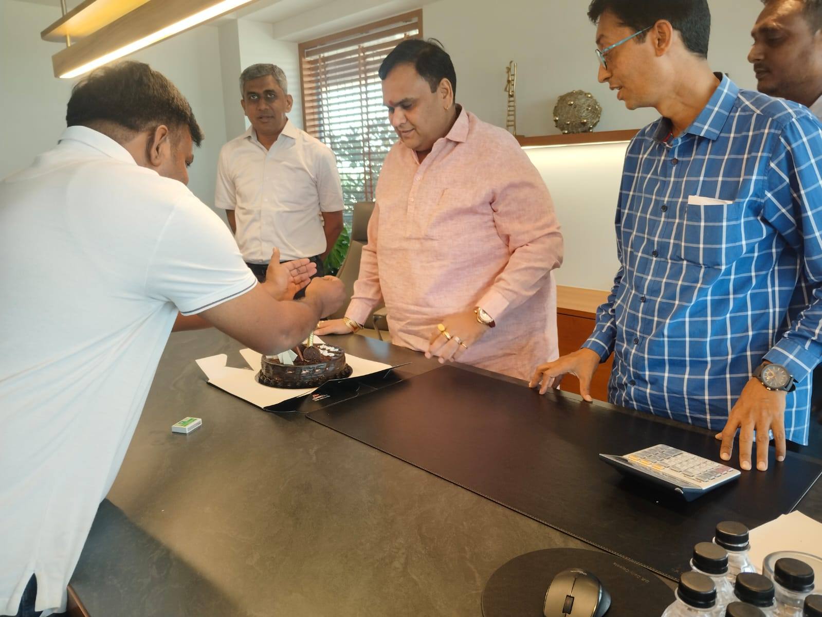 તા.૨૧-૦૪-૨૦૨૫ ના રોજ મારા જીવનસાથી રુદ્ર પ્રોજેક્ટના બધા મિત્રોનો મારા જન્મદિવસની શુભેચ્છાઓ મોકલવા બદલ ખૂબ ખૂબ આભાર.